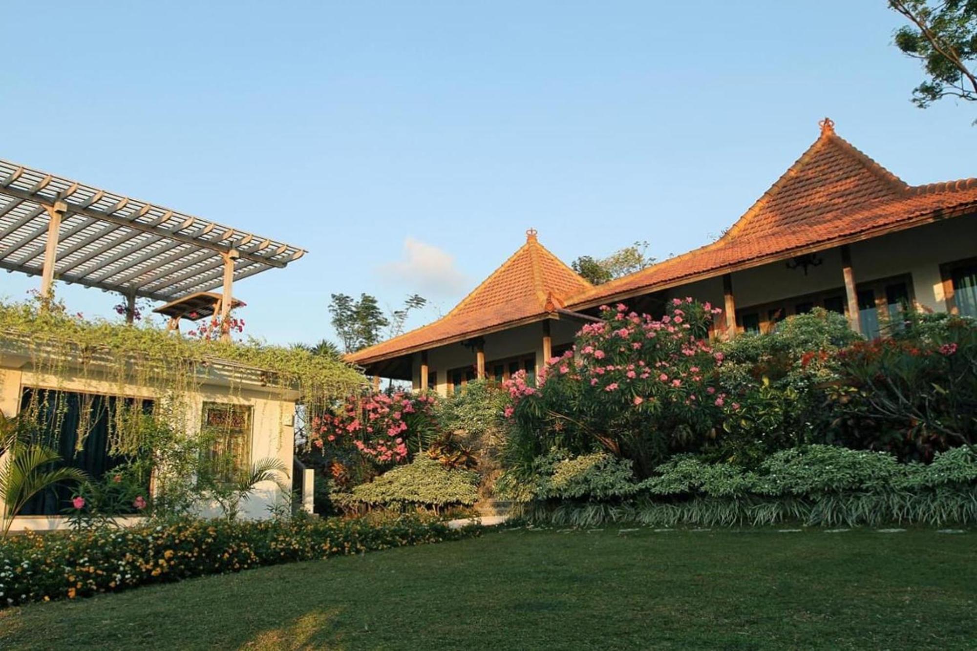 Bangsring Breeze Hotel Бануванги Екстериор снимка